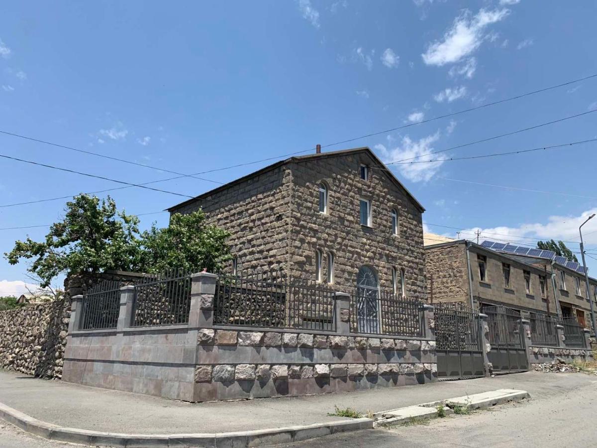 Mitane Hotel Sisian Exterior photo